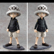 Load image into Gallery viewer, One Piece Figure Corazon &amp; Law Portrait Of Pirates Limited Edition MegaHouse 4535123834684

