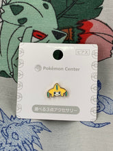 Load image into Gallery viewer, Pokemon Center Jirachi 2022 Single Earring
